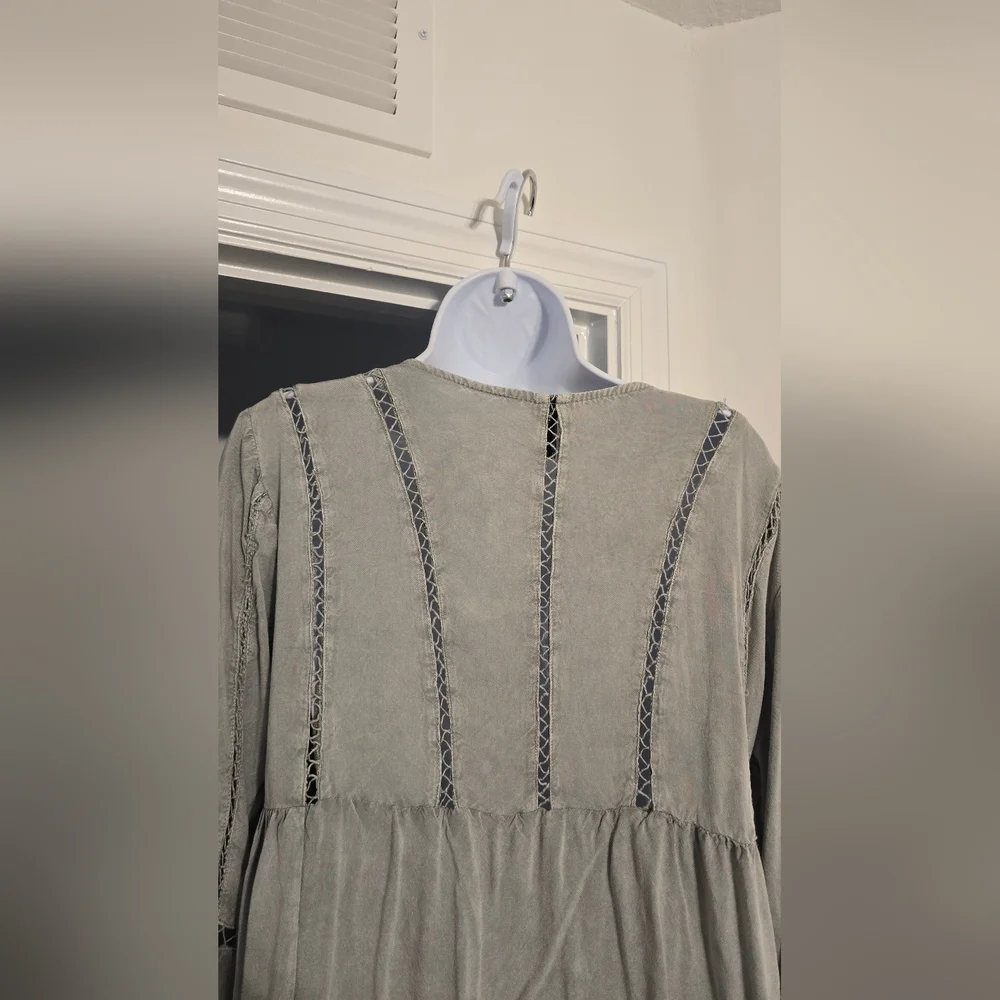 PrettyLittleThing Tunic Top Washed Gray Tie Front Frill Sleeve Beach Size 6 - Picture 9 of 10
